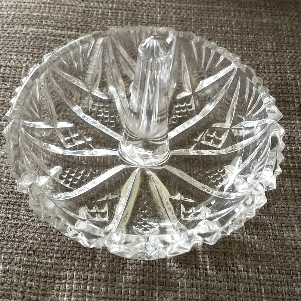 Ring holder - Picture 8 of 8